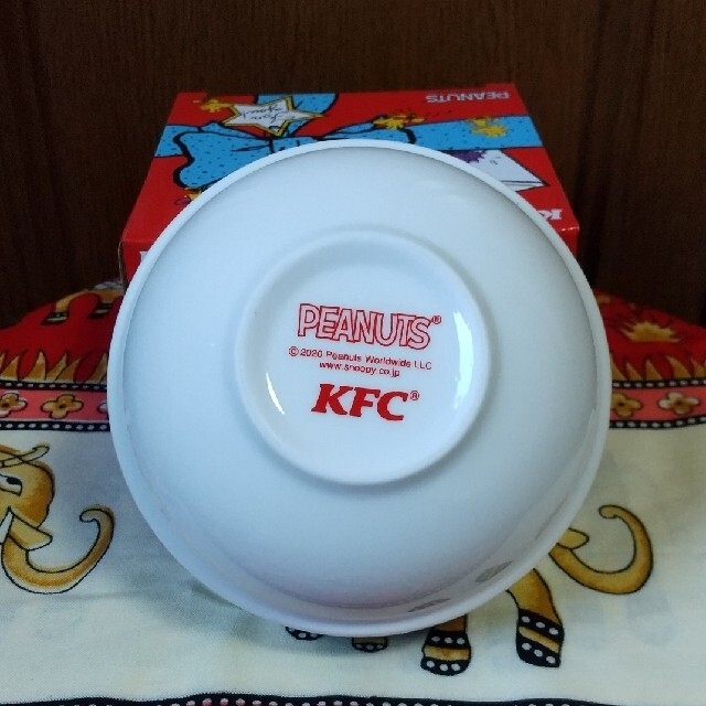 SNOOPY(スヌーピー)のKFC PEANUTS スタッキングボウル インテリア/住まい/日用品のキッチン/食器(食器)の商品写真