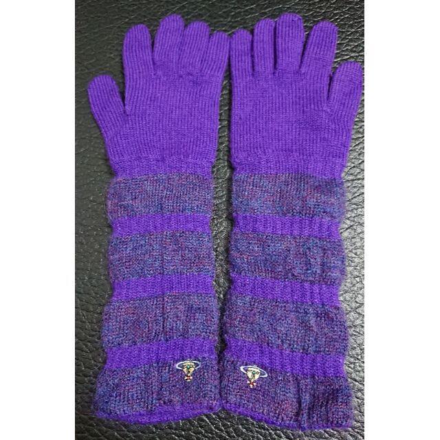 Vivienne Westwood(ヴィヴィアンウエストウッド)のVivienne Westwood ｳﾞｨｳﾞｨｱﾝｳｴｽﾄｳｯﾄﾞ　ﾆｯﾄ手袋 レディースのファッション小物(手袋)の商品写真