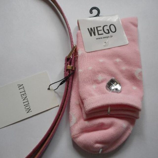 WEGO(ウィゴー)の新品＊ WEGO・ ｳｲｺﾞｰ＊ﾍﾞﾙﾄ＆靴下ｾｯﾄ＊福袋 レディースのファッション小物(ベルト)の商品写真