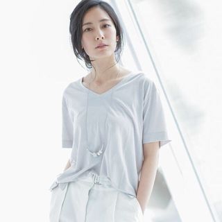 ナノユニバース(nano・universe)の新品☆ナノ ユニバース VネックTシャツ(Tシャツ(半袖/袖なし))