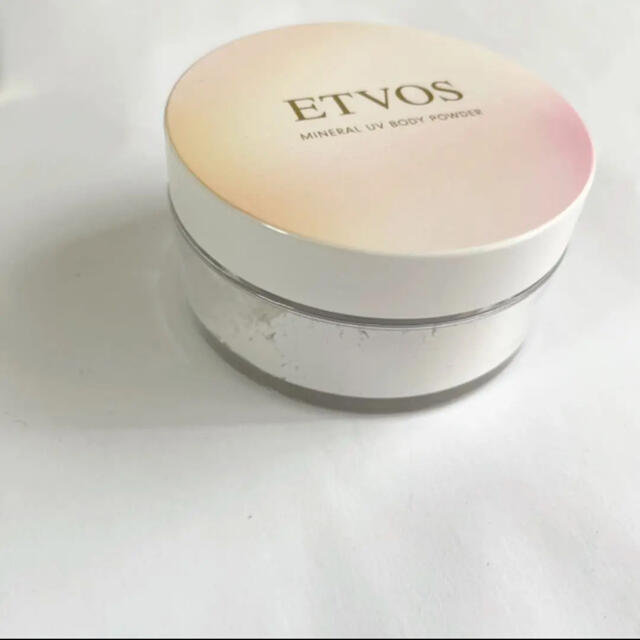 ETVOS(エトヴォス)のエトヴォス ミネラルUVパウダー／SPF40 PA++++ コスメ/美容のベースメイク/化粧品(フェイスパウダー)の商品写真