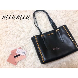 ミュウミュウ(miumiu)のmiumiu☆スタッズトートバッグ(トートバッグ)