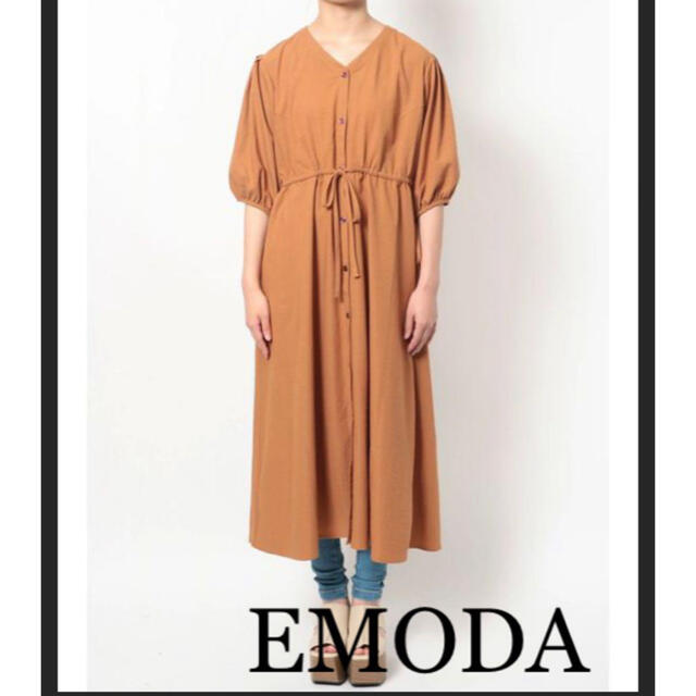 EMODA(エモダ)のタグ付き‼️新品未使用‼️EMODA エモダ　フレアロングシャツ レディースのトップス(シャツ/ブラウス(半袖/袖なし))の商品写真