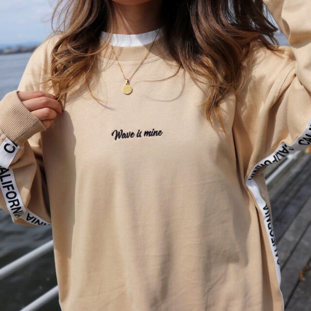 STANDARD CALIFORNIA(スタンダードカリフォルニア)のSaLUSSO SURF 刺繍テープ　ロンT Lサイズ☆バッグセット メンズのトップス(スウェット)の商品写真