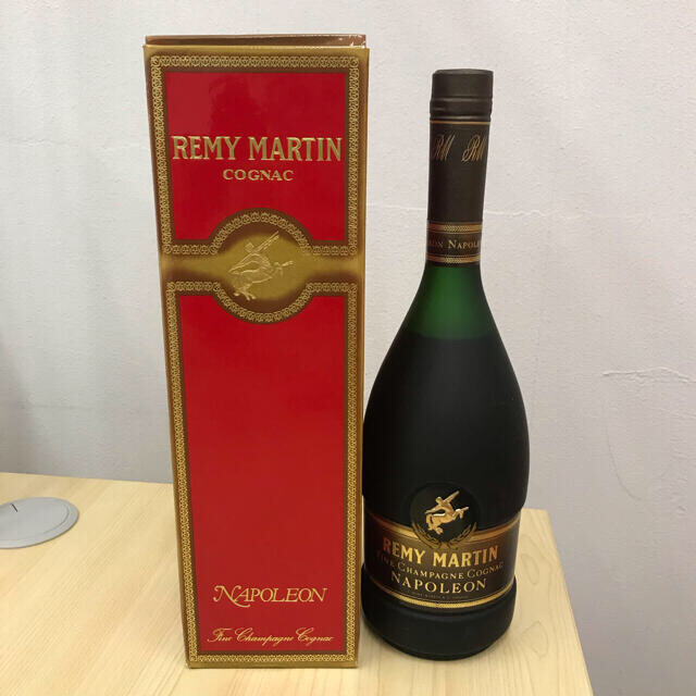 REMY MARTIN   NAPOLEON COGNAC  食品/飲料/酒の酒(ウイスキー)の商品写真