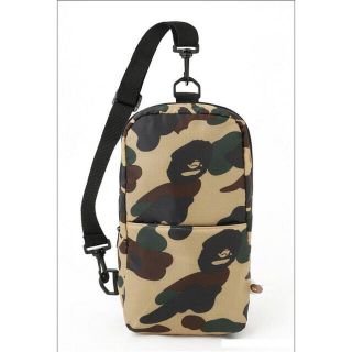 アベイシングエイプ(A BATHING APE)のBAPE◆A BATHING APE／迷彩カモ◆ボディバッグ◆付録ノベルティ(ボディーバッグ)