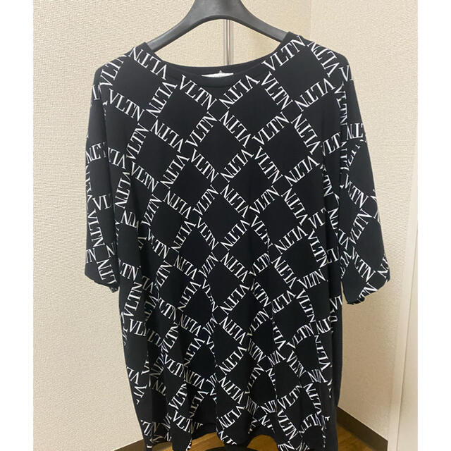 値下げ可能　ヴァレンティノ　VALENTINO　Tシャツ  M メンズTシャツ/カットソー(半袖/袖なし)