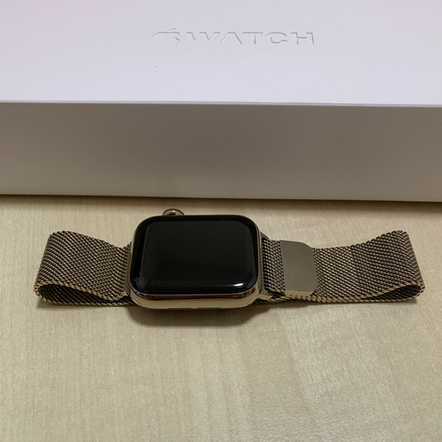 Apple Watch Series 6 セルラー 40mm ゴールドステンレス