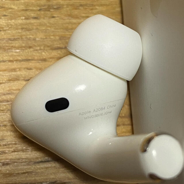 Apple(アップル)の【値下げ！】Apple  AirPods Pro スマホ/家電/カメラのオーディオ機器(ヘッドフォン/イヤフォン)の商品写真