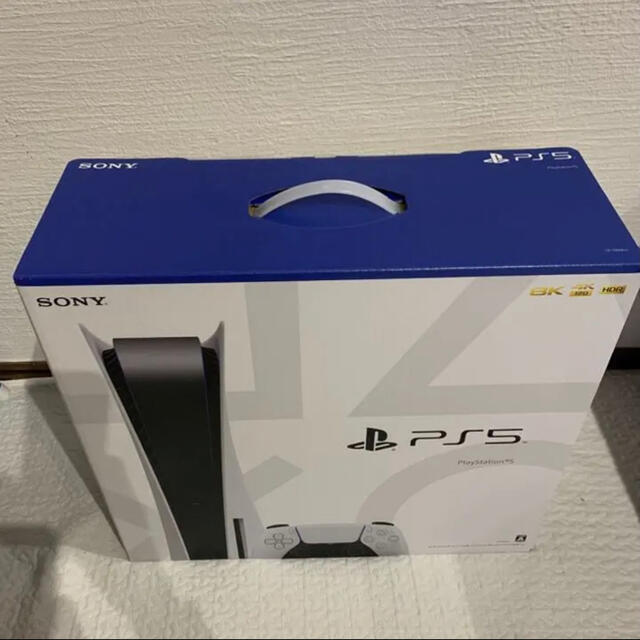 PlayStation(プレイステーション)の【即日発送可能！】PS5 PlayStation5 本体　新品未使用品 エンタメ/ホビーのゲームソフト/ゲーム機本体(家庭用ゲーム機本体)の商品写真