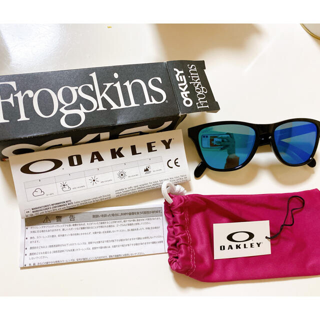 オークリーox8137-03偏光ダークグレーサングラスFrogskins - 通販