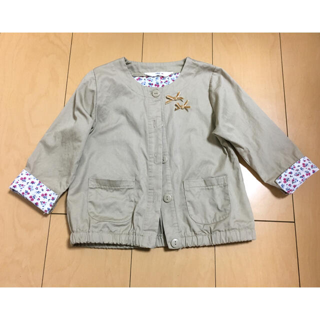 アカチャンホンポ(アカチャンホンポ)の春物　ジャケット キッズ/ベビー/マタニティのキッズ服女の子用(90cm~)(ジャケット/上着)の商品写真