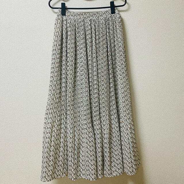 RayCassin(レイカズン)のロングスカート(花柄) レディースのスカート(ロングスカート)の商品写真