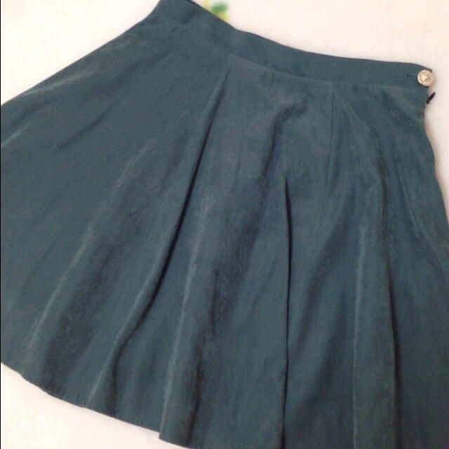 MINIMUM(ミニマム)のミニマム♡グリーンフレアスカート レディースのスカート(ミニスカート)の商品写真