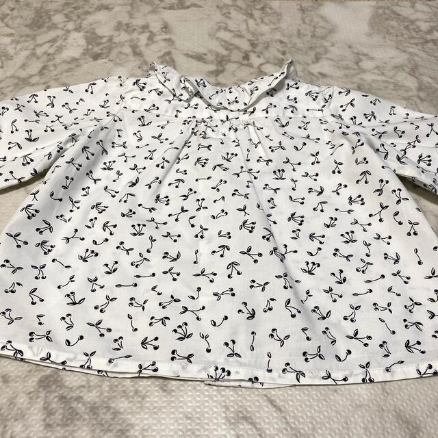 Bonpoint(ボンポワン)の女の子用 ブラウス(Bonpoint サイズ:18m) キッズ/ベビー/マタニティのベビー服(~85cm)(シャツ/カットソー)の商品写真