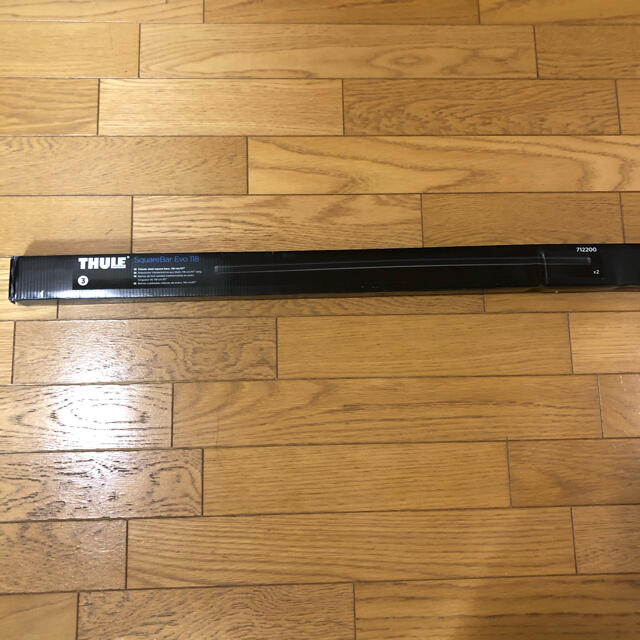 新品未使用　Thule スクエアバー　118cm TH7122