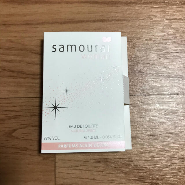 SAMOURAI(サムライ)のサムライウーマン　01  オーデトワレ　1.6ml コスメ/美容の香水(香水(女性用))の商品写真