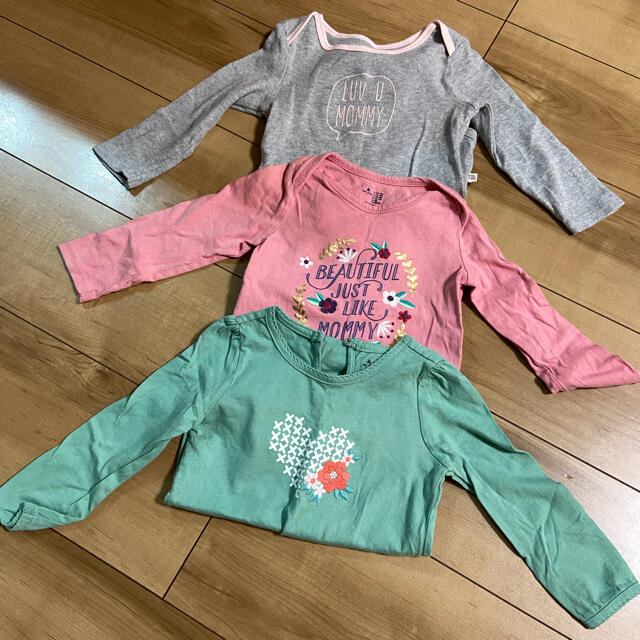 babyGAP(ベビーギャップ)の【baby GAP】長袖ロンパース  80センチ　まとめ売り キッズ/ベビー/マタニティのベビー服(~85cm)(ロンパース)の商品写真