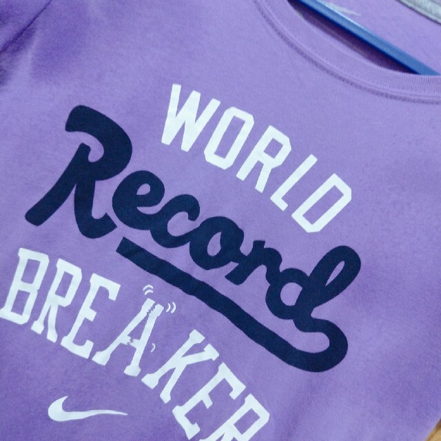 NIKE(ナイキ)のナイキＴシャツ　レディースS スポーツ/アウトドアのランニング(ウェア)の商品写真