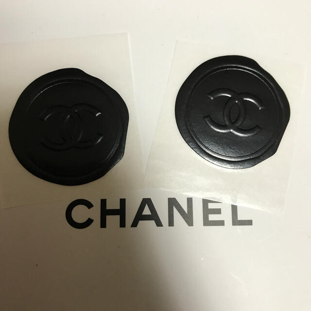 CHANEL(シャネル)のCHANEL ココマーク シール 2枚 インテリア/住まい/日用品の文房具(シール)の商品写真