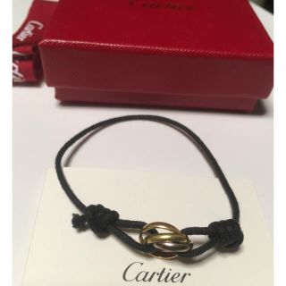 カルティエ(Cartier)のカルティエ☆トリニティブレスレット☆黒コード☆ボス恋☆上白石萌音さん玉森裕太さん(ブレスレット/バングル)