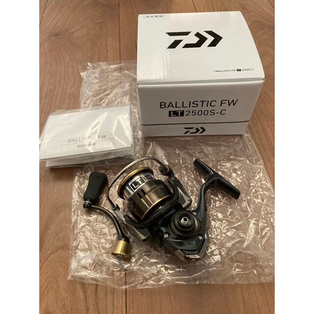 新品・未使用　Daiwa（ダイワ）バリスティック FW LT2500S-C