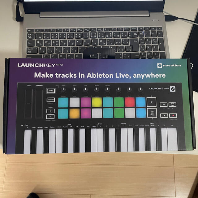 LAUNCHKEY MINI MK3 楽器のDTM/DAW(MIDIコントローラー)の商品写真