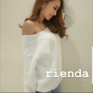 リエンダ(rienda)のrienda  レースアップニット　ホワイト(ニット/セーター)