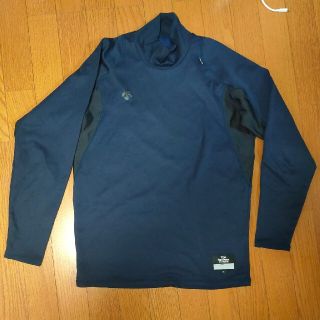 デサント(DESCENTE)のDESCENTE　長袖アンダーシャツ　Mサイズ(ウェア)