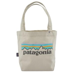 パタゴニア(patagonia)のパタゴニア　トート　バック　新品(トートバッグ)