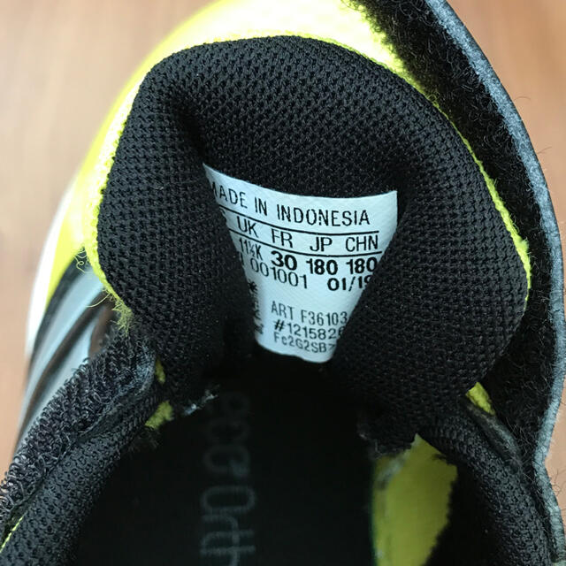 adidas(アディダス)のadidas スニーカー 18.0cm キッズ/ベビー/マタニティのキッズ靴/シューズ(15cm~)(スニーカー)の商品写真