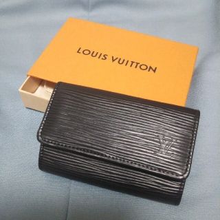 ルイヴィトン(LOUIS VUITTON)のLOUIS VUITTON キーケース ミュルティクレ6 エピ(キーケース)