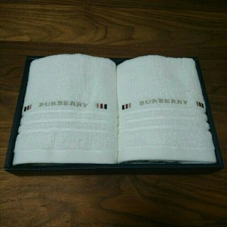 バーバリー(BURBERRY)のぬーぴー様専用☆バーバリーフェイスタオル(タオル/バス用品)