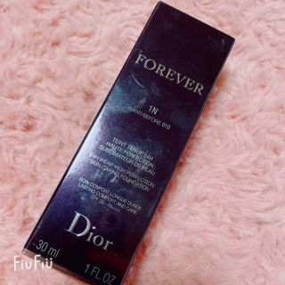 ディオール(Dior)の指原莉乃さん愛用 Dior スキンフォーエヴァー (マットタイプ) 1Ｎ(ファンデーション)