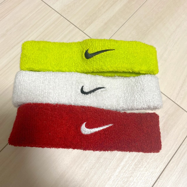 NIKE(ナイキ)のよーすけ様ご確認用　NIKE ヘアバンド　セット スポーツ/アウトドアのアウトドア(その他)の商品写真