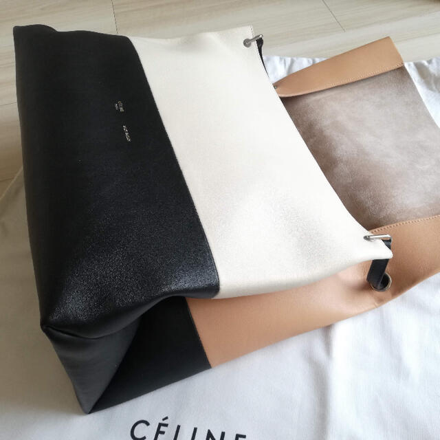 celine(セリーヌ)の新品未使用 CELINE セリーヌ オールソフト バイカラー ショルダーバッグ レディースのバッグ(ショルダーバッグ)の商品写真