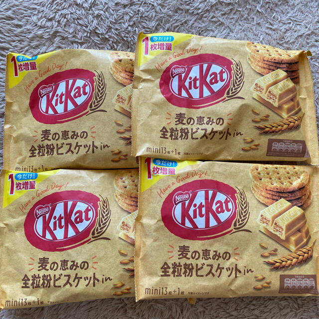 Nestle(ネスレ)のキットカット　全粒粉ビスケット 食品/飲料/酒の食品(菓子/デザート)の商品写真