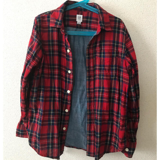 GAP(ギャップ)のGAP チェックシャツ　130 キッズ/ベビー/マタニティのキッズ服男の子用(90cm~)(ブラウス)の商品写真