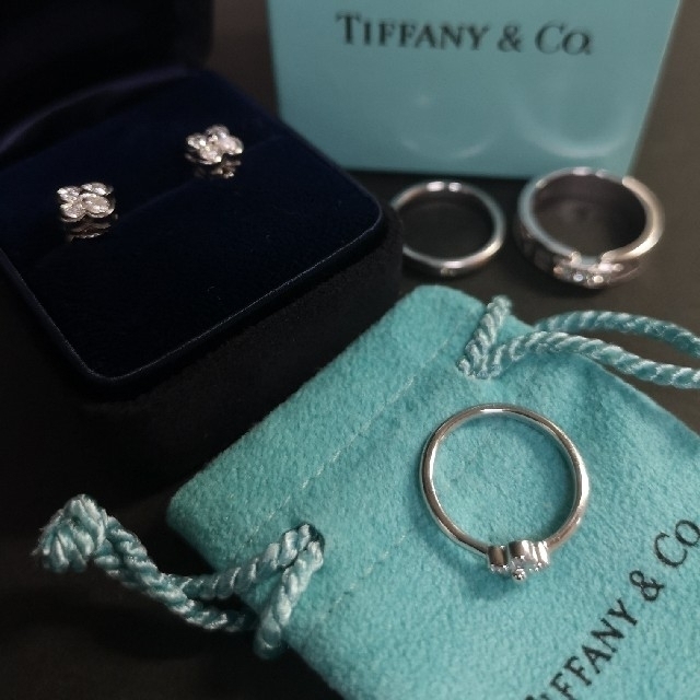 ⭐︎Tiffany\u0026Co ⭐︎ティファニー プラチナ4Pダイヤベゼルフラワーリング