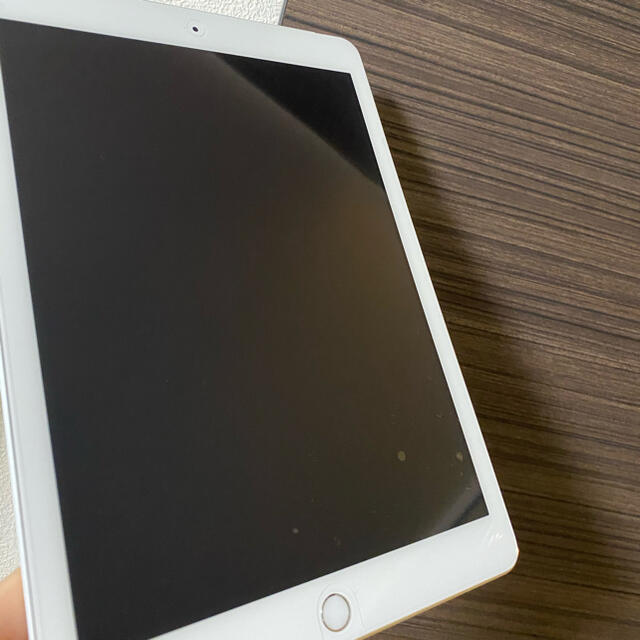 iPad(アイパッド)のiPad Wi-Fi Cellularモデル 32GB スマホ/家電/カメラのPC/タブレット(タブレット)の商品写真