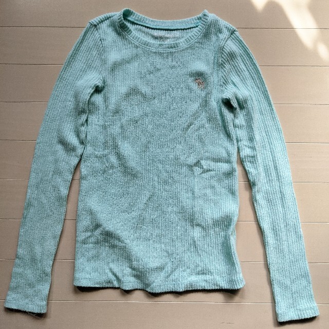 Abercrombie&Fitch(アバクロンビーアンドフィッチ)のアバクロ キッズ★薄手ニット 11/12(140相当）★美品 キッズ/ベビー/マタニティのキッズ服女の子用(90cm~)(ニット)の商品写真