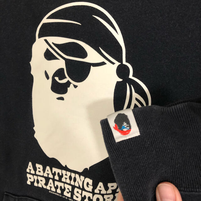 A BATHING APE(アベイシングエイプ)の限定商品　アベイシングエイプ　パイレーツ　パーカー メンズのトップス(パーカー)の商品写真