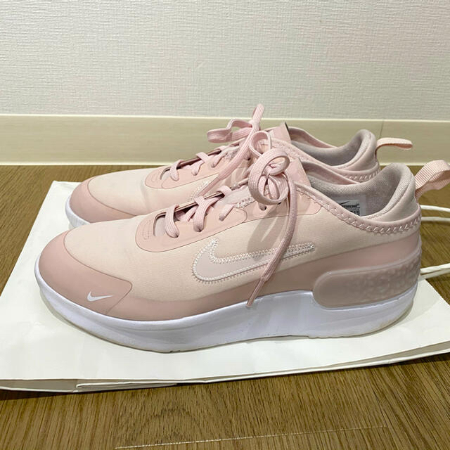 NIKE(ナイキ)のナイキ　スニーカー レディースの靴/シューズ(スニーカー)の商品写真