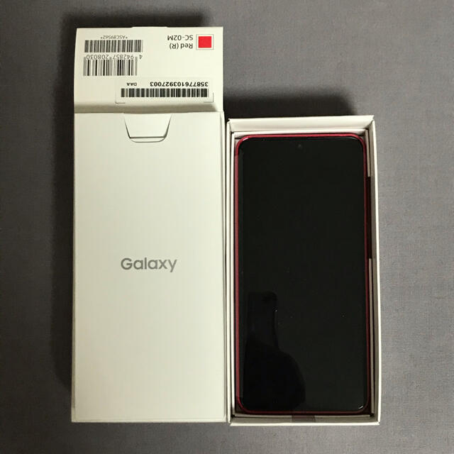 Galaxy(ギャラクシー)のGalaxy A20 SC-02M【新品・未使用】レッド スマホ/家電/カメラのスマートフォン/携帯電話(スマートフォン本体)の商品写真