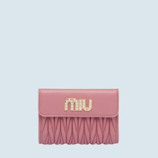 な様専用　miumiu財布(財布)