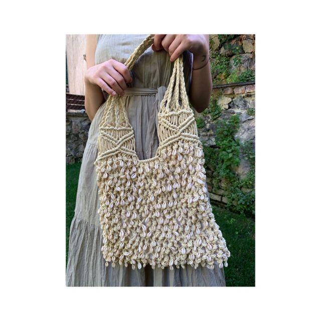 ハンドメイドシーシェルバッグ 貝殻バッグ レディースのバッグ(かごバッグ/ストローバッグ)の商品写真