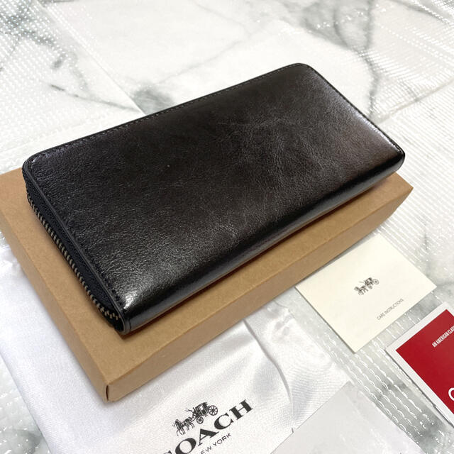 COACH(コーチ)の【新品】大人気　COACH コーチ　長財布　男女兼用 メンズのファッション小物(長財布)の商品写真