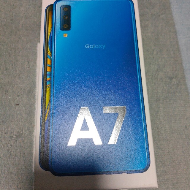 新品未開封 Galaxy A7 ブルー64GB