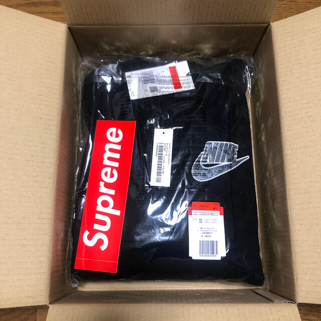 supreme NIKE Half Zip Hooded Sweatshirt 1