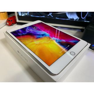 アイパッド(iPad)の【コスパ最強の美品】iPad mini4【第4世代】Wi-FiセルラーSIMフリ(タブレット)